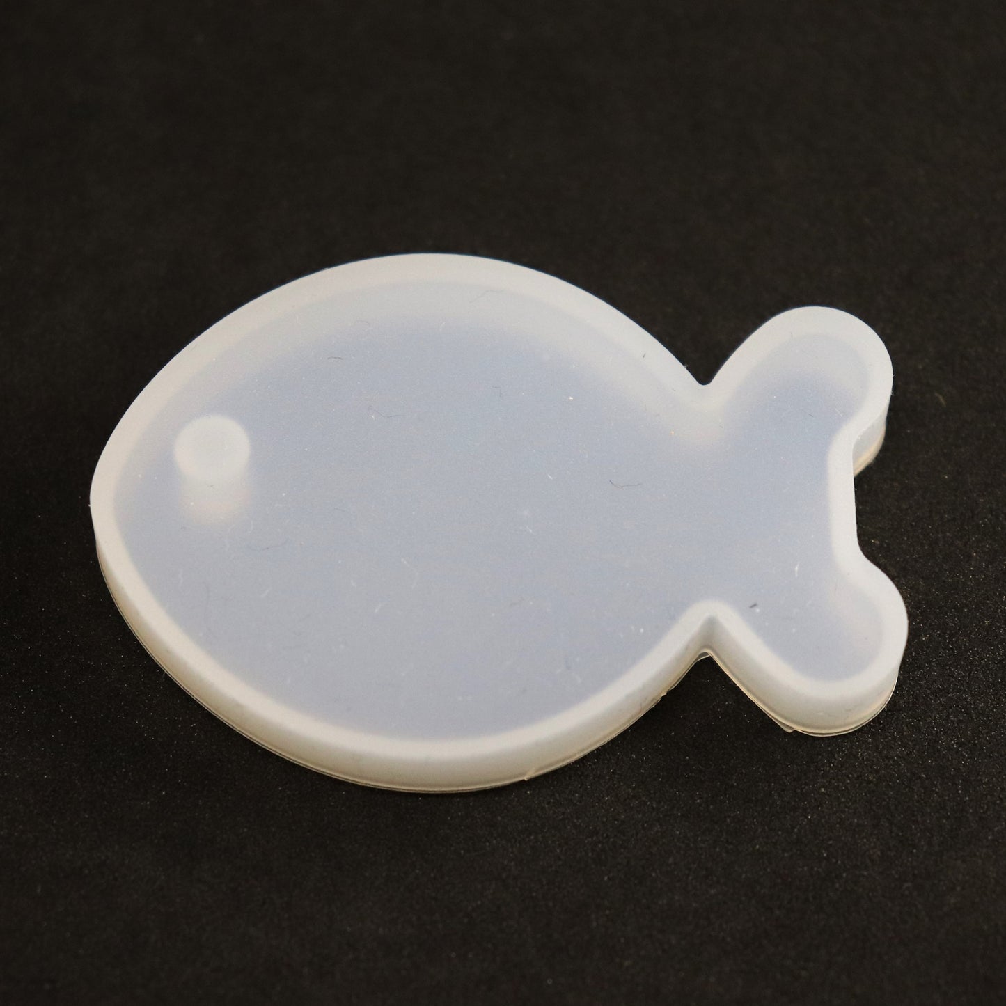 Silikonform Fisch Anhänger Gießform für Raysin Epoxidharz ca. 5 x 3,5 cm