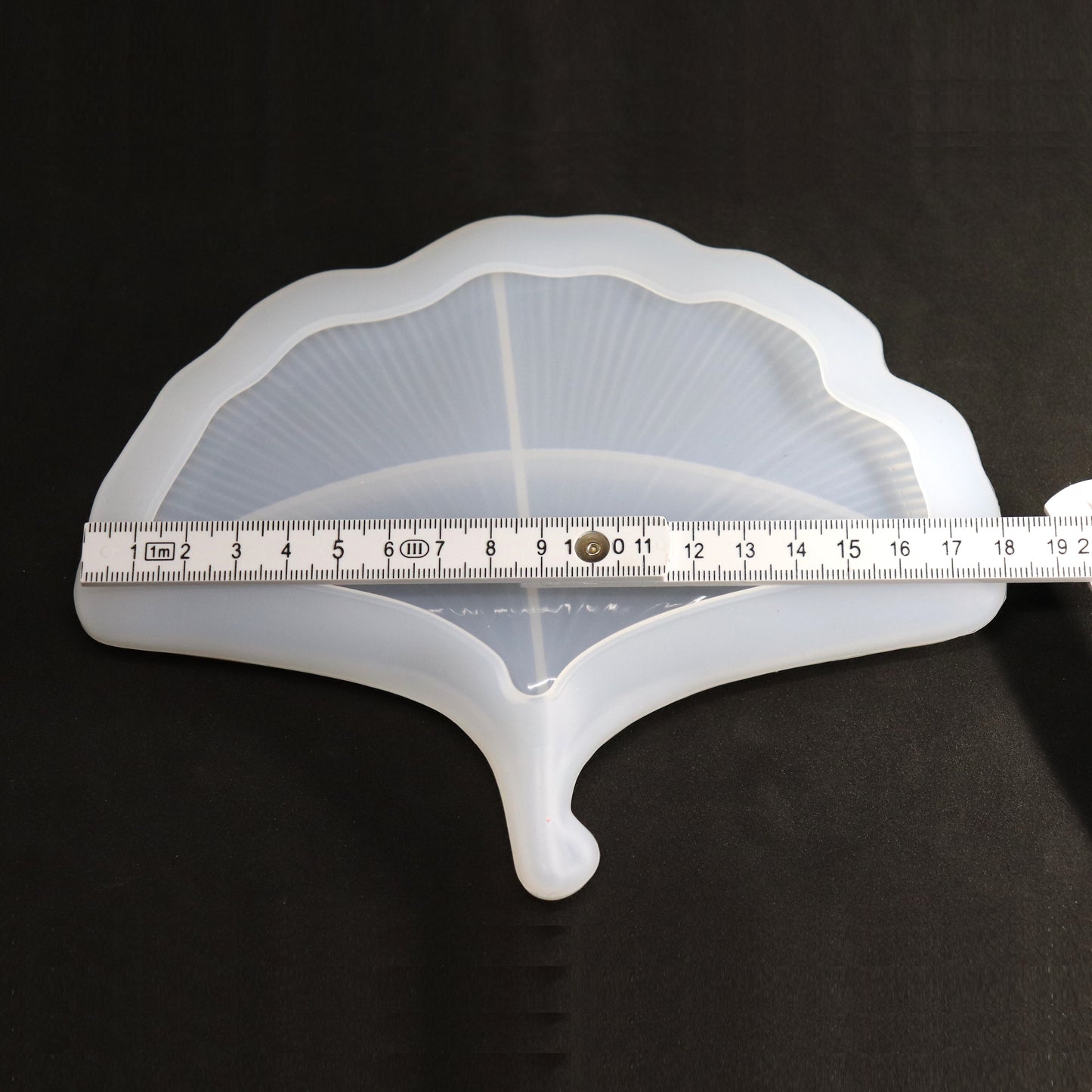 Silikonform Ginkgo Blatt Schale Gießform für Raysin ca. 17,5 x 13,5cm