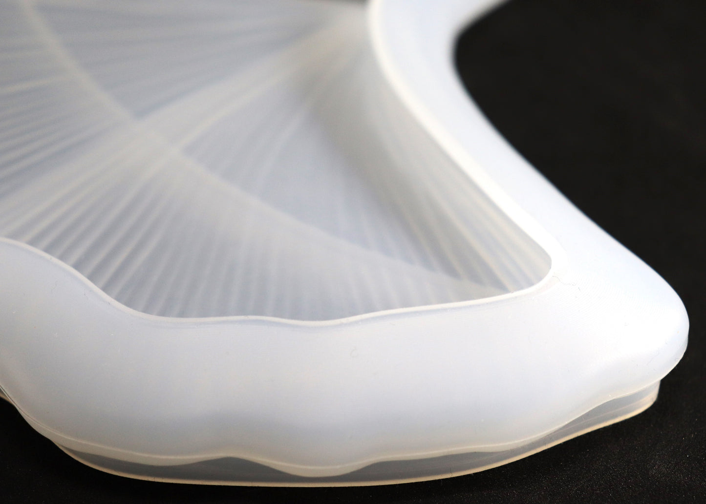 Silikonform Ginkgo Blatt Schale Gießform für Raysin ca. 17,5 x 13,5cm