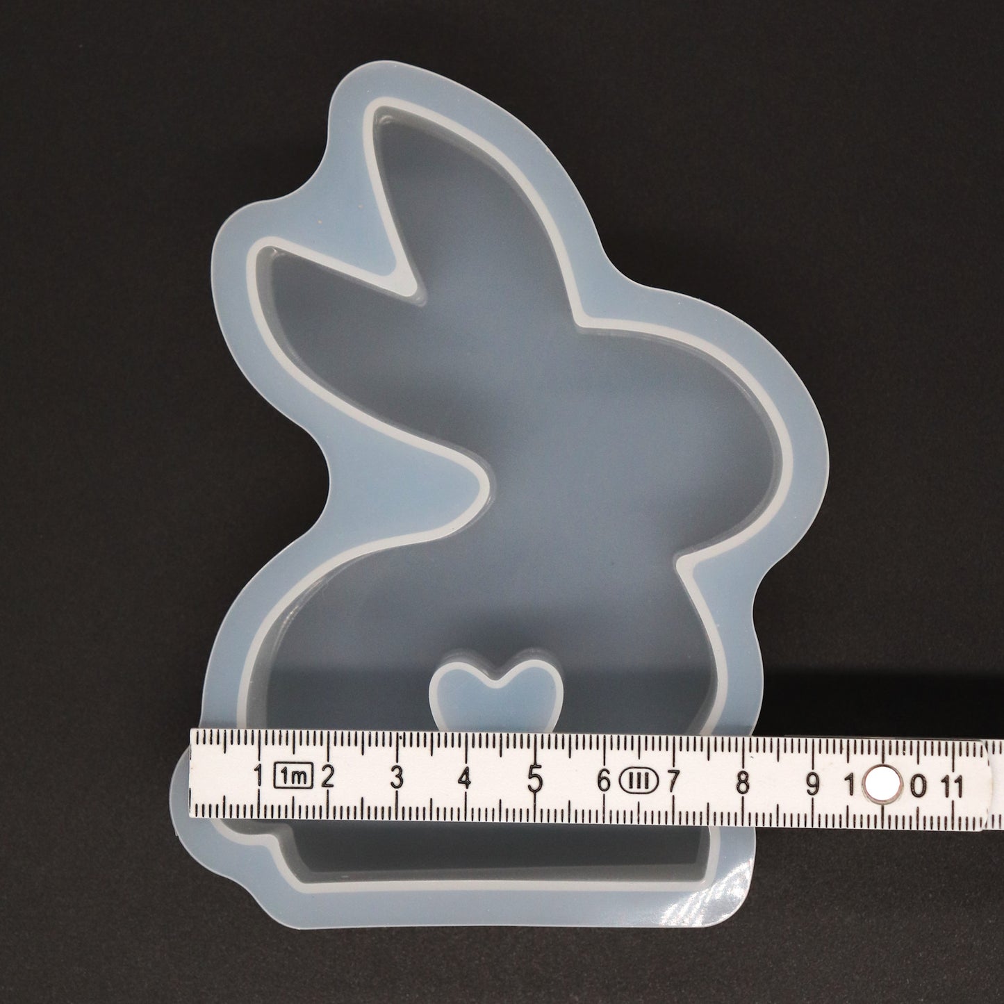 Silikonform Hase mit Herz Gießform sitzend Ostern Deko für Raysin ca. 11,4 cm