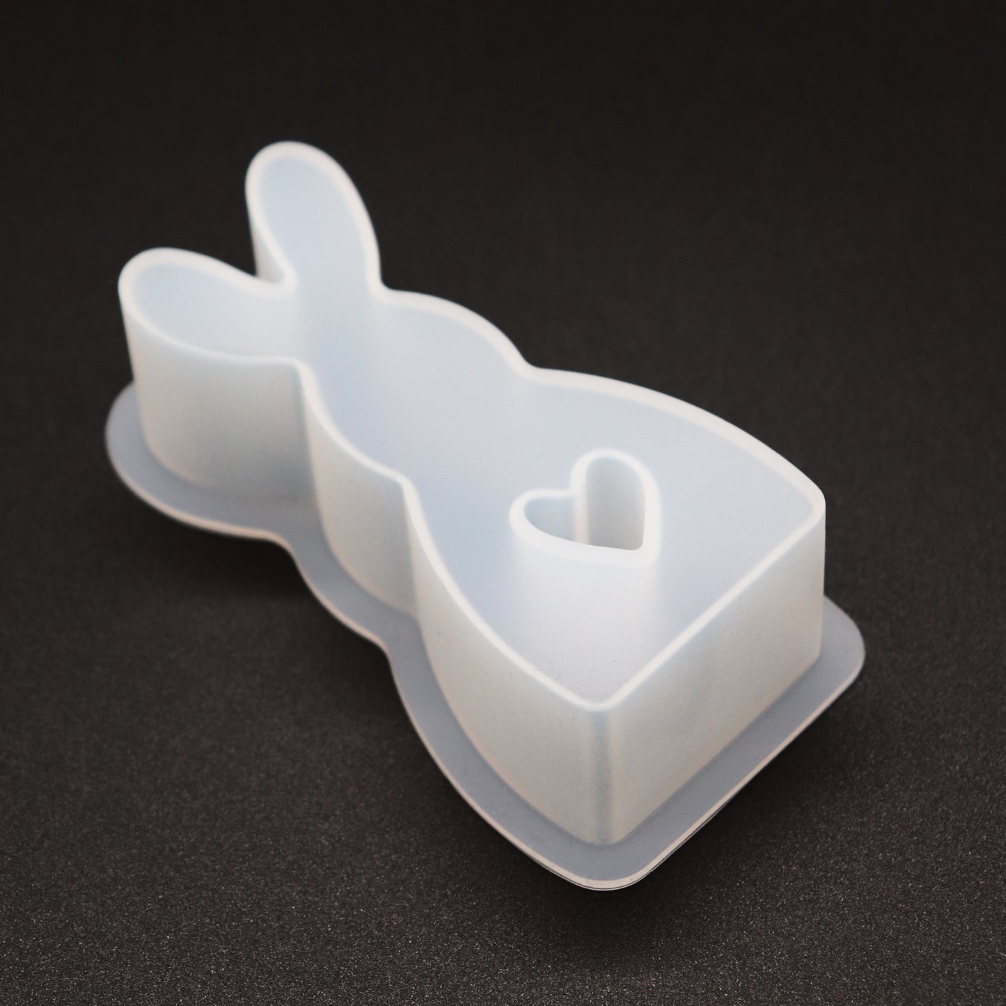 Silikonform Hase mit Herz Gießform Ostern Kaninchen Deko für Raysin ca. 7,5 cm