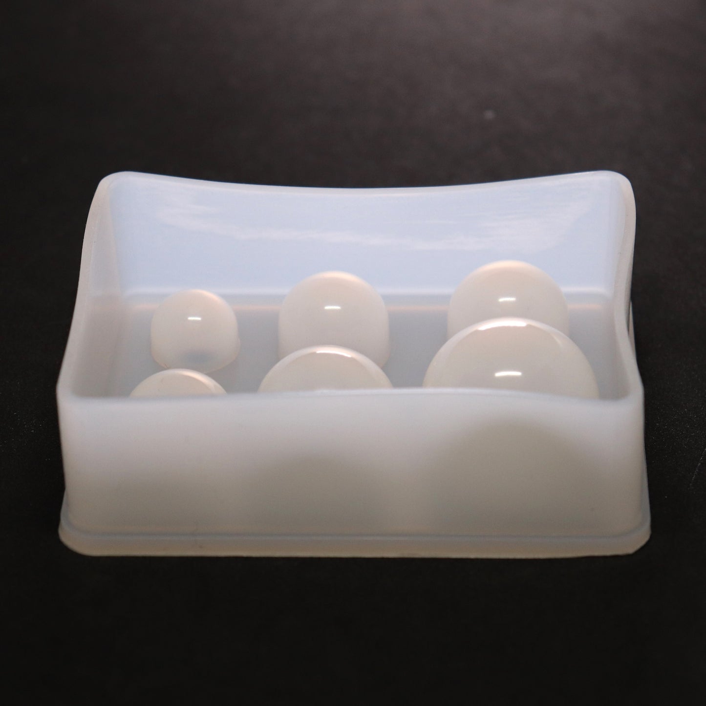 Silikonform Perlen ohne Bohrung 6 verschiedene Gießformen ca. 0,9 bis 2,5 cm