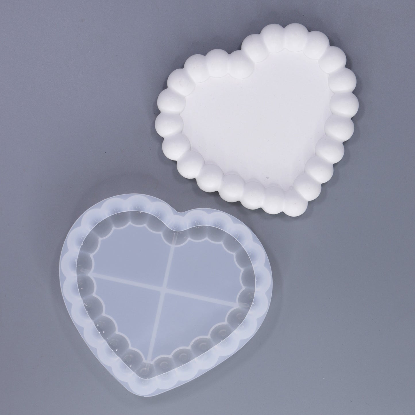 Silikonform Herz Bubbles Untersetzer Kerzenteller Gießform ca. 13 x 12,5 cm