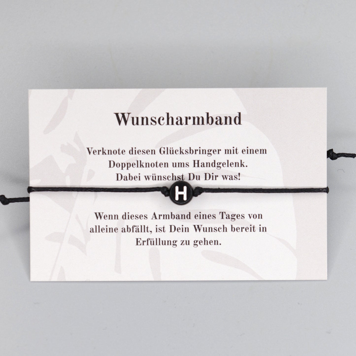 Wunscharmband mit Wunschbuchstabe H aus Acryl. Geschenkideen. Freundschaftsarmbänder. Kleine Geschenke.