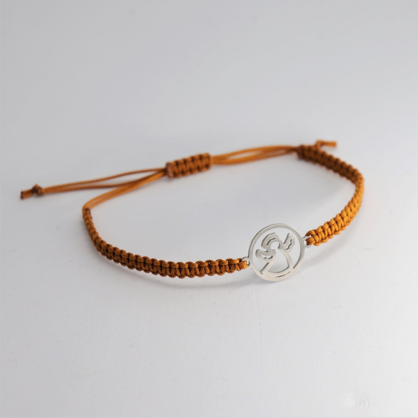 boasicea Edelstahl Schutzengel Makrameearmband Silber, bis 27 cm - Braun