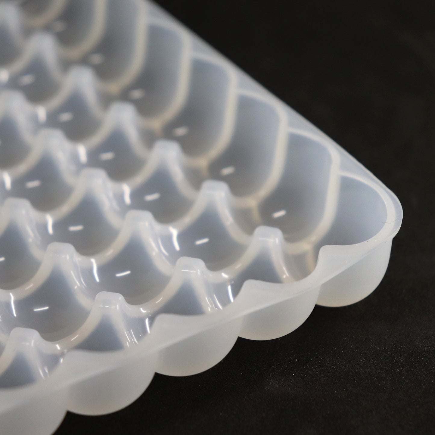 Silikonform Bubbles Rechteckige Tablett Gießform für Raysin, Resin oder Epoxidharz ca. 14 cm
