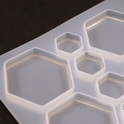 Silikonform Hexagon Gießform Cabochons für Resin, Raysin ca. 1 bis 5,2 cm