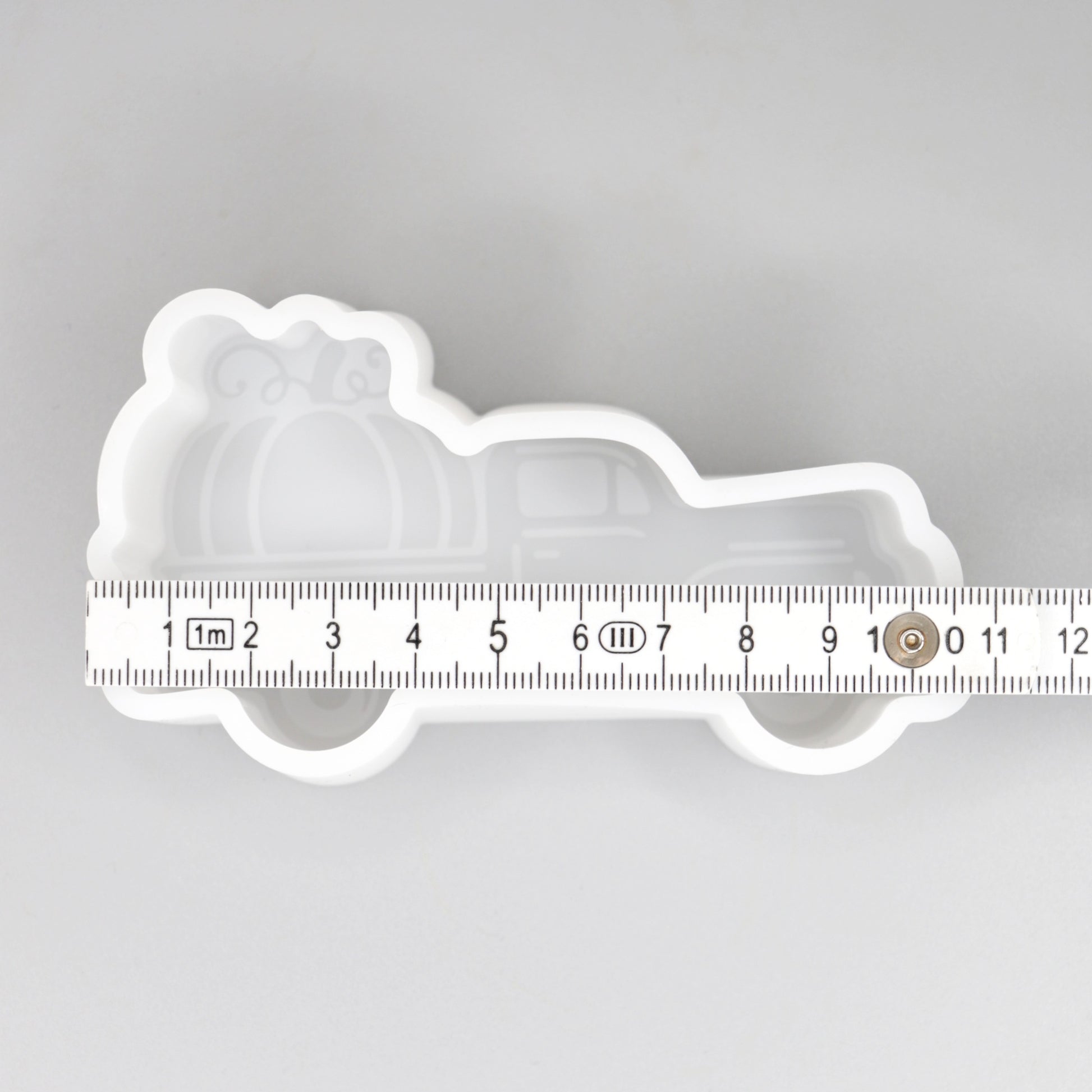 Silikonformen Truck mit Kürbis Gießformen für Halloween Dekoration. 