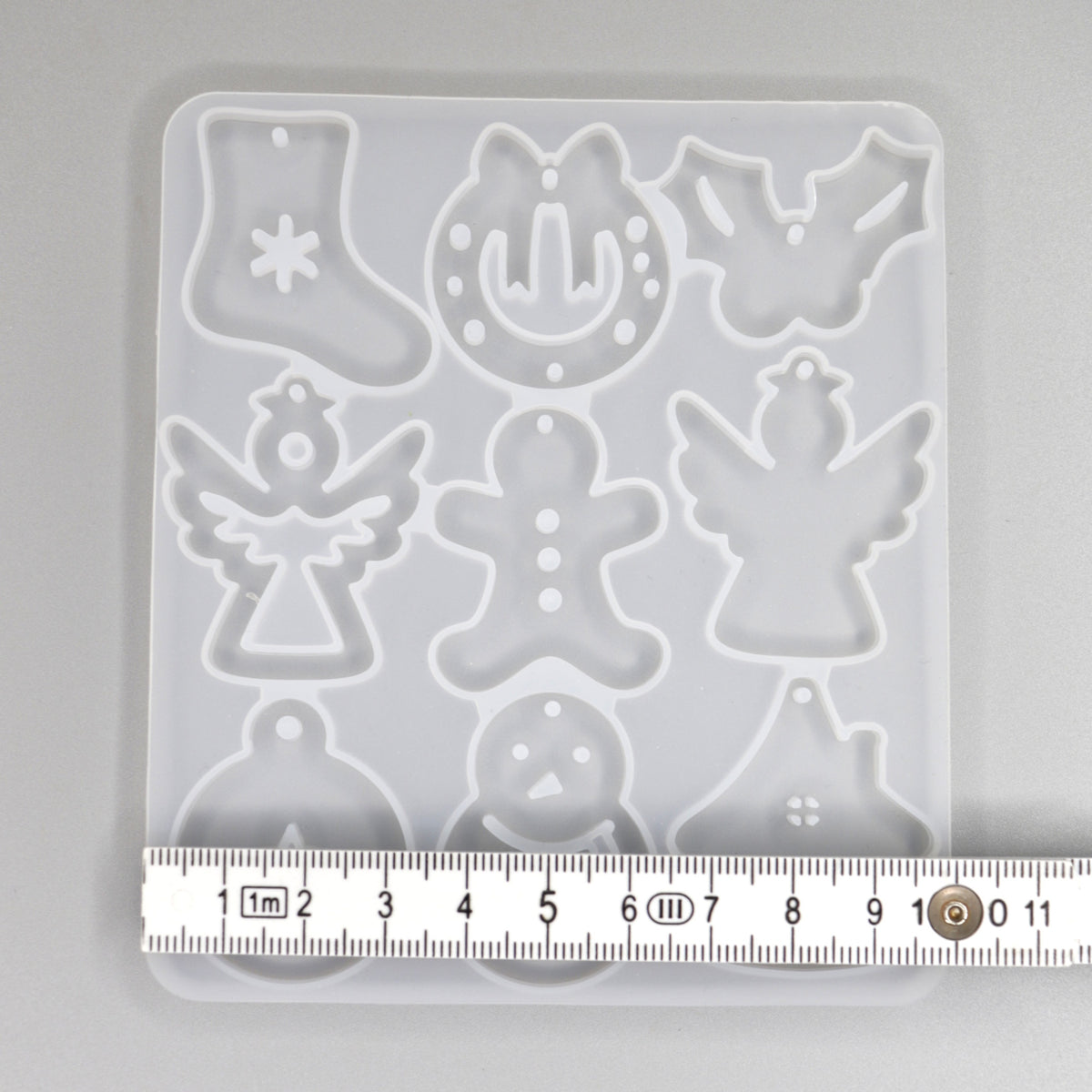 Silikonform Weihnachtsanhaenger flach, Schneemann, Weihnachtssocke, Engel. Form Für Epoxidharz. Farbe Weiß.