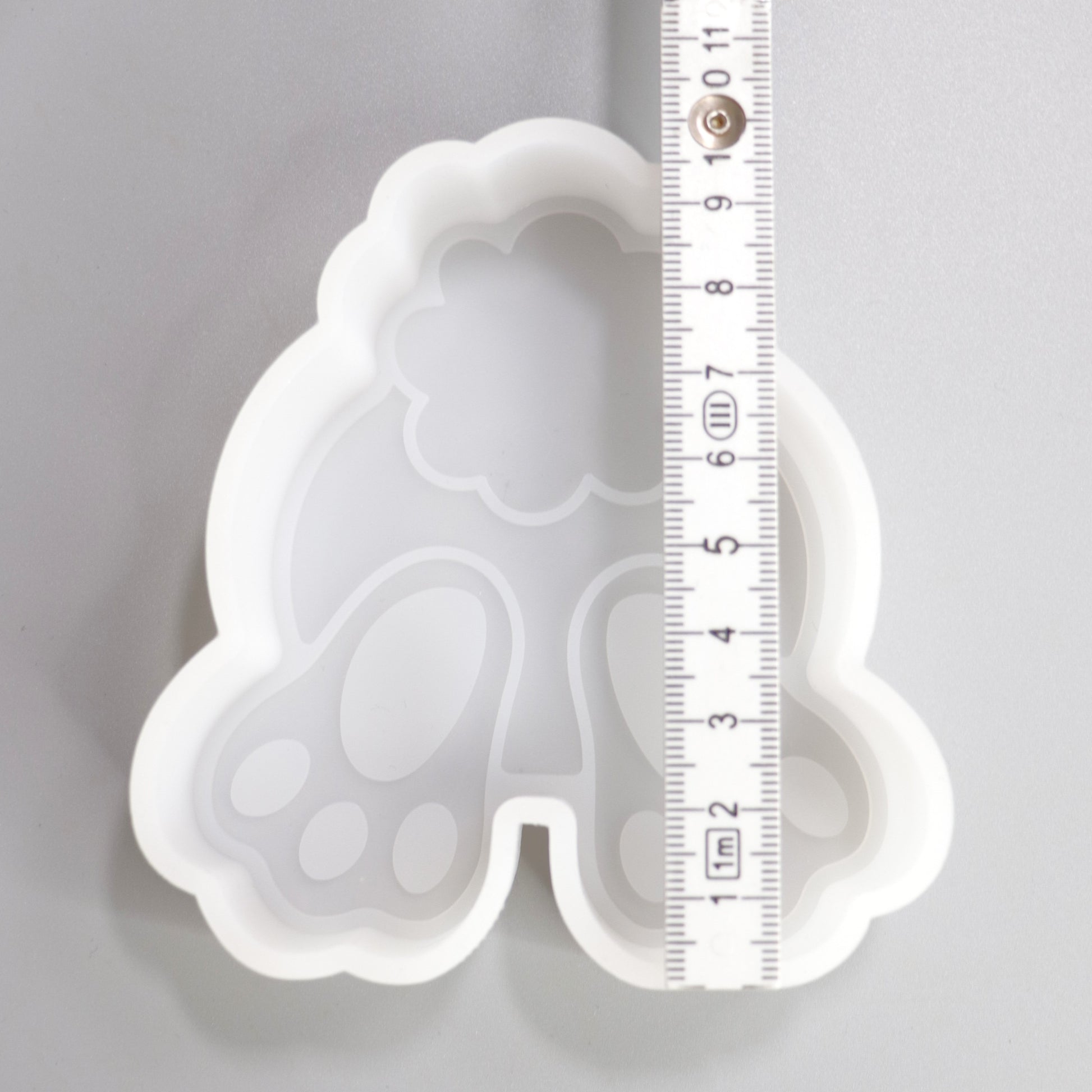Silikonform Kanninchen Fußabdruck Rückseite Aufsteller für Ostern Dekorationen. Gießform für Raysin oder Gípspulver. ca. 10 x 9 cm