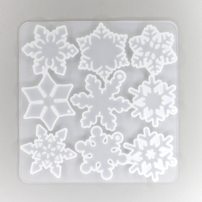 Gießformen mit 12 verschiedene Schneeflocken Anhänger. Weihnachten Dekoration.