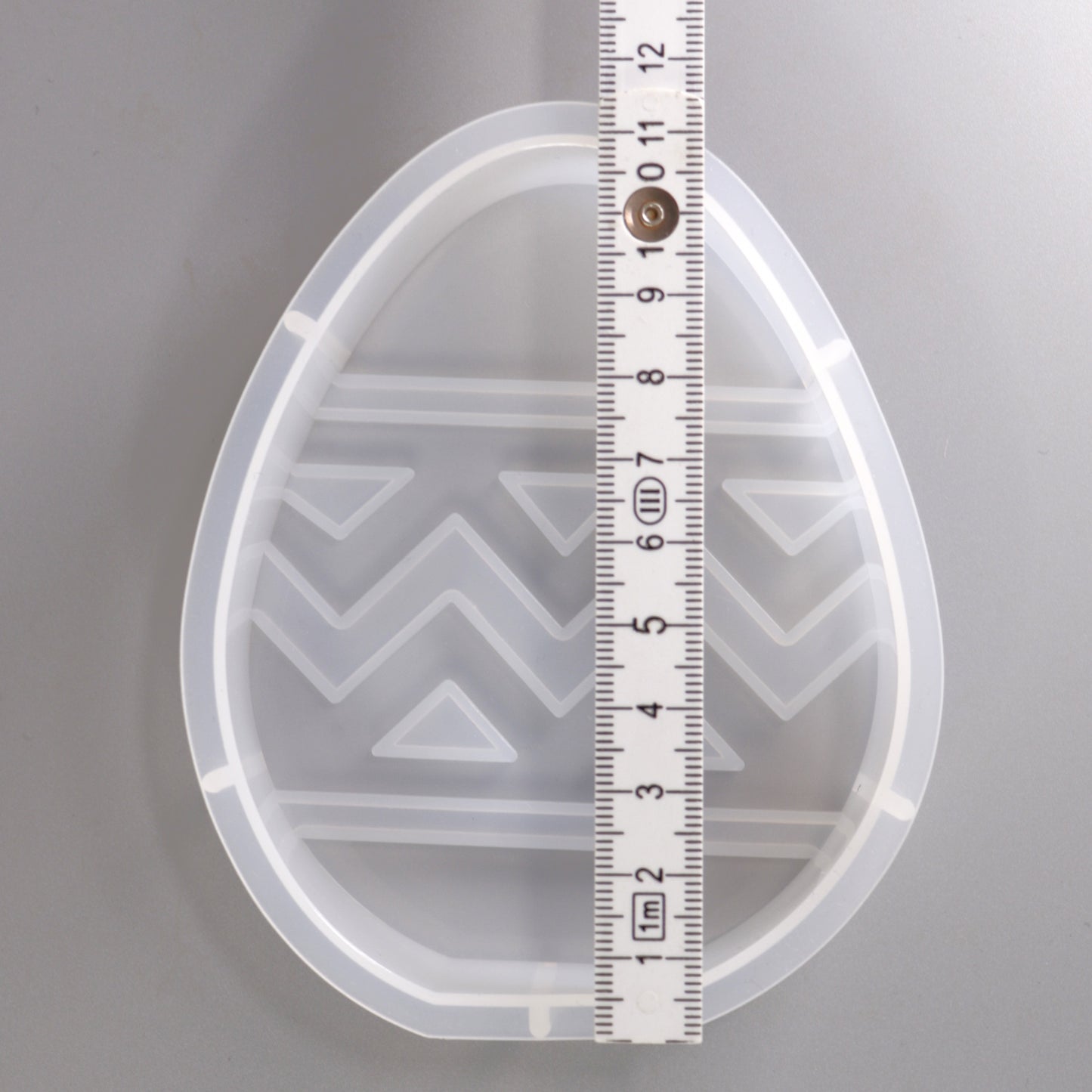 Silikonfrom Osterei mit Zickzack Muster. Oster Dekorationen Gießformen. Ostern