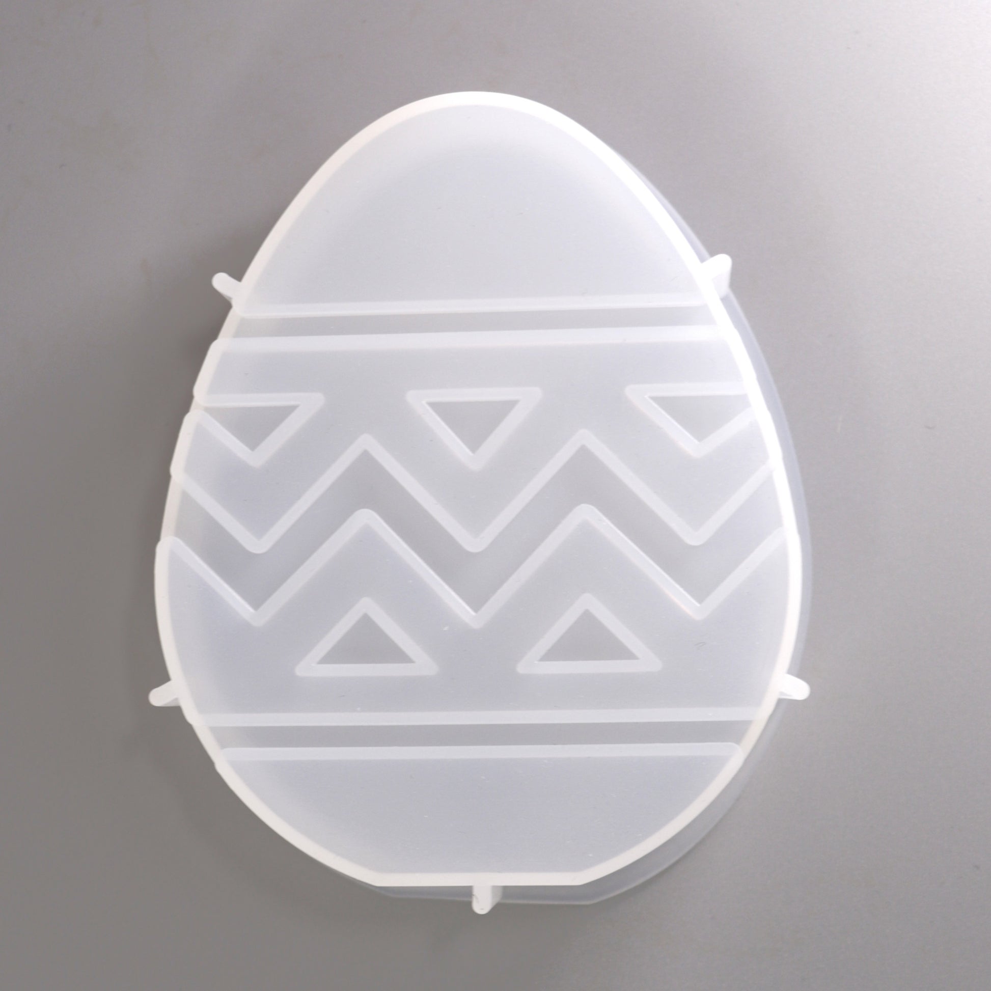 Silikonfrom Osterei mit Zickzack Muster. Oster Dekorationen Gießformen. Ostern