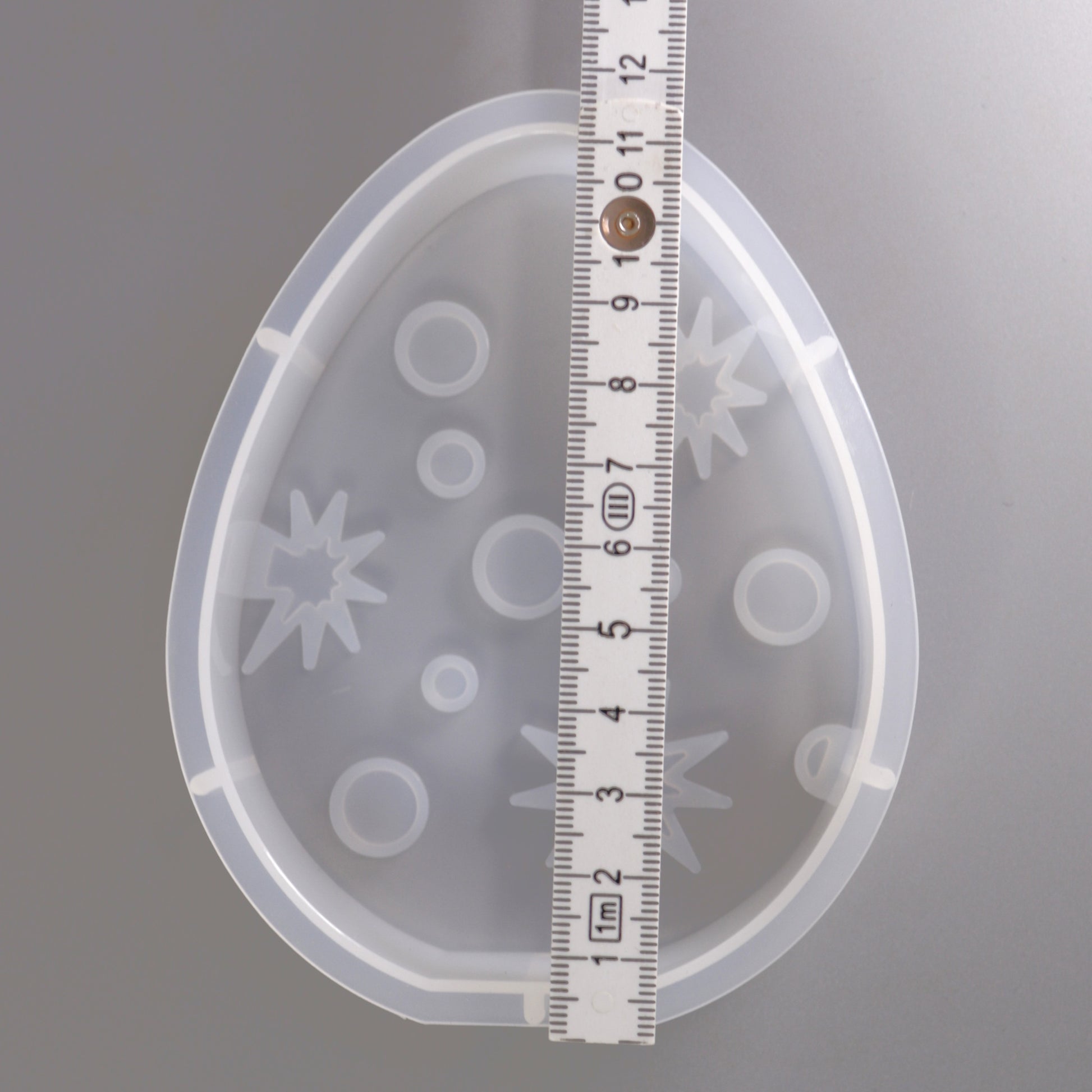 Silikonform Osterei mit Sternchen und Punkten Aufsteller Ostern Dekoration Gießform c. 10 cm 