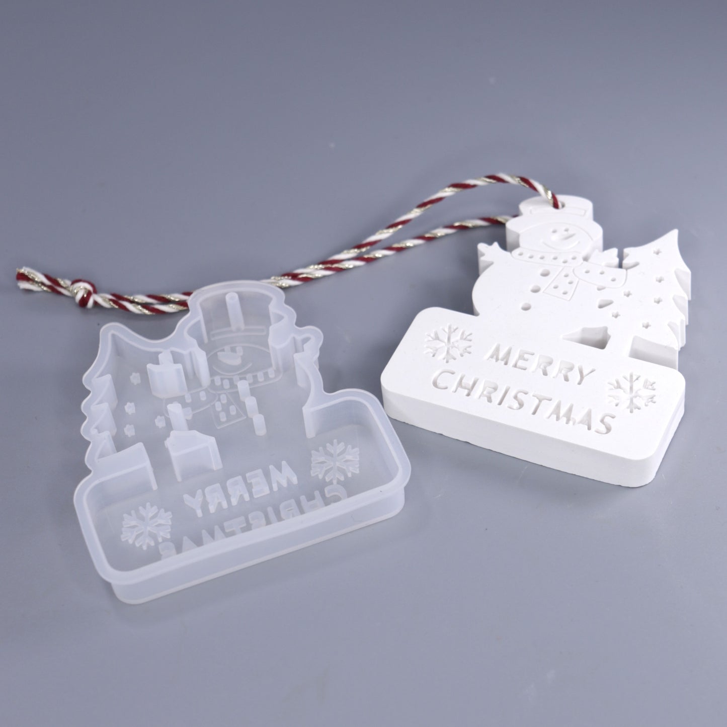 Silikonform Anhänger Merry Christmas Schneemann Gießform ca 8 x 7 cm