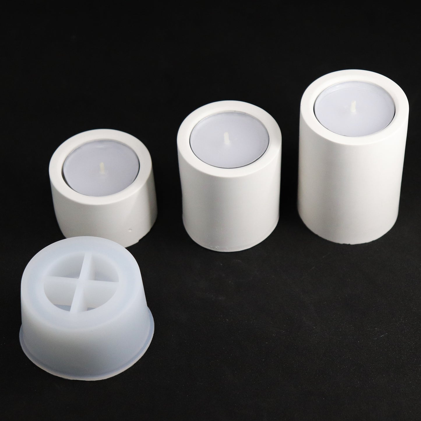 Teelichthalter Silikonform für Epoxidharz, Gießharz, Raysin ca. 3,5 cm hoch