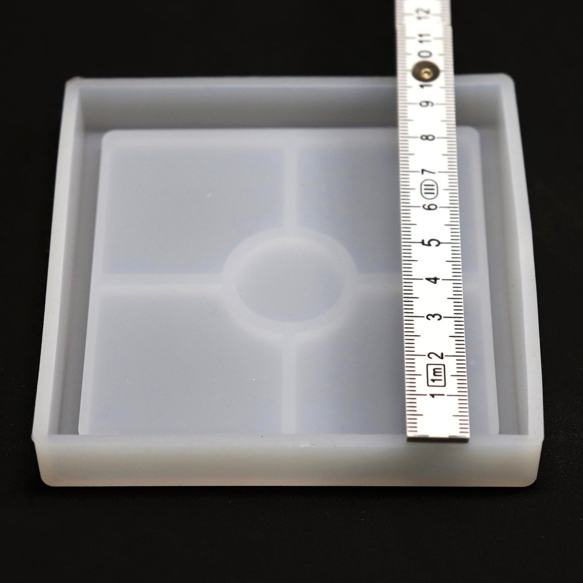 quadratische Silikonform als Untersetzer mit Rand für Raysin oder Keraflott