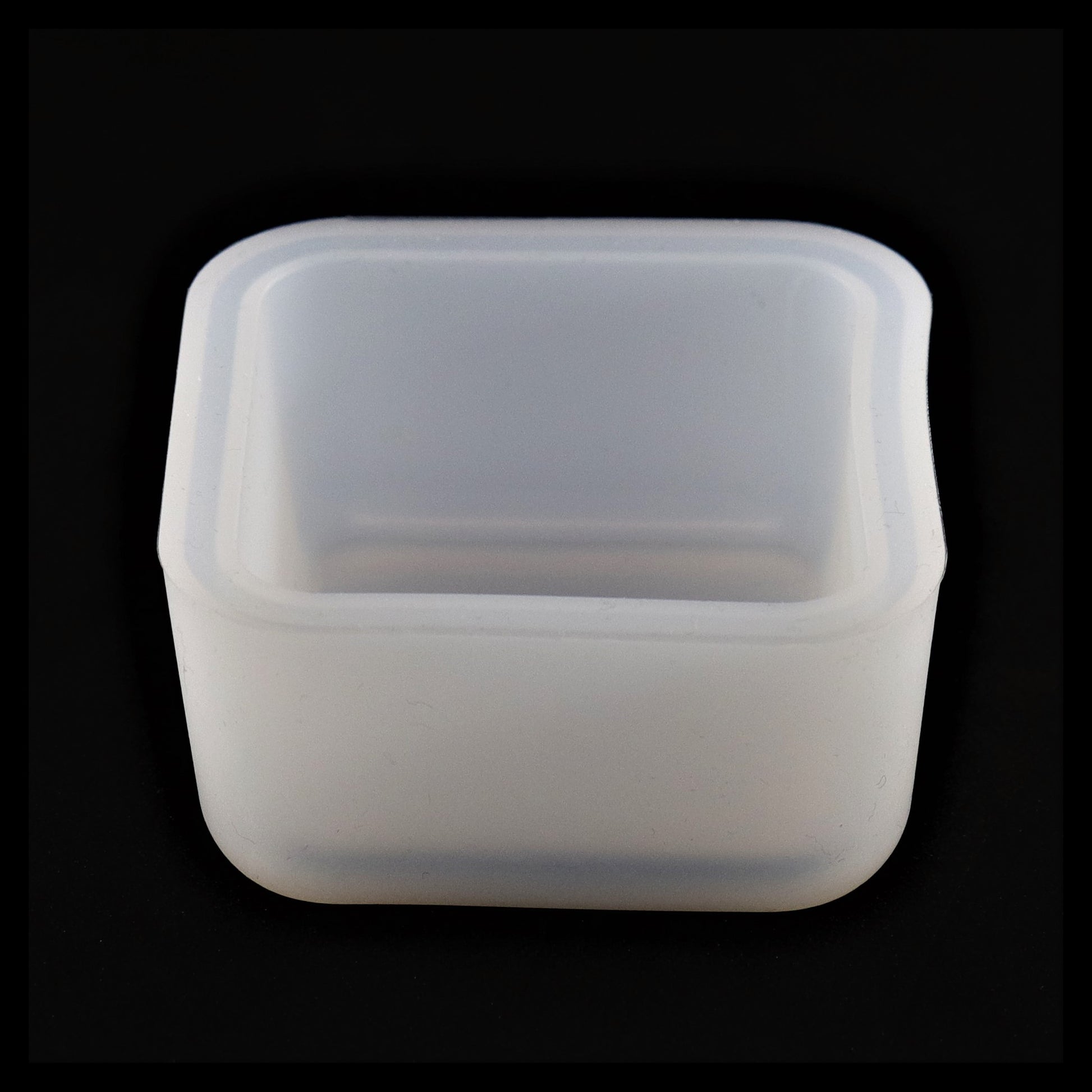 Silikonformen viereckige kleine Schälchen. ca. 5 cm klein.  Gießformen für Epoxidharze