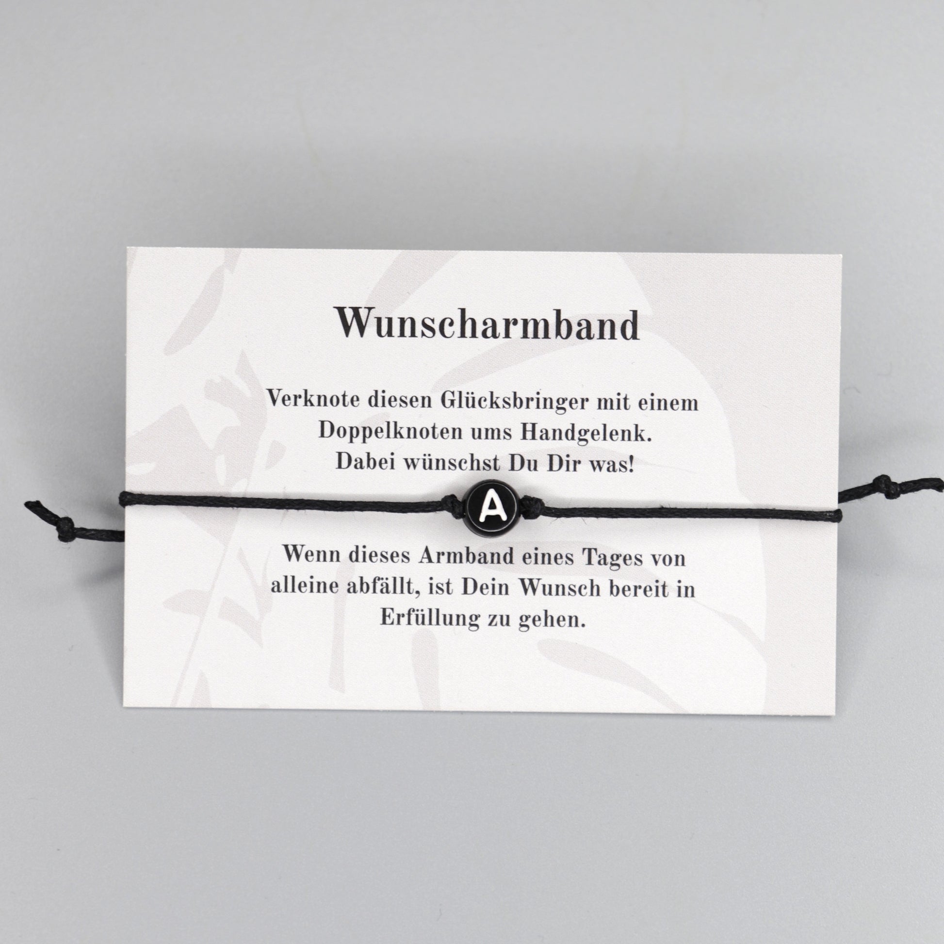 Wunscharmband mit Wunschbuchstabe A aus Acryl. Geschenkideen. Freundschaftsarmbänder. Kleine Geschenke.